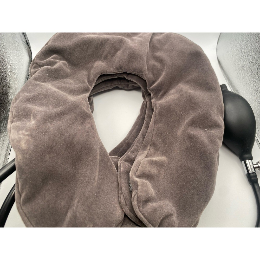 Inflatable Neck Traction Device Gray Velvet - Picture 3 of 3